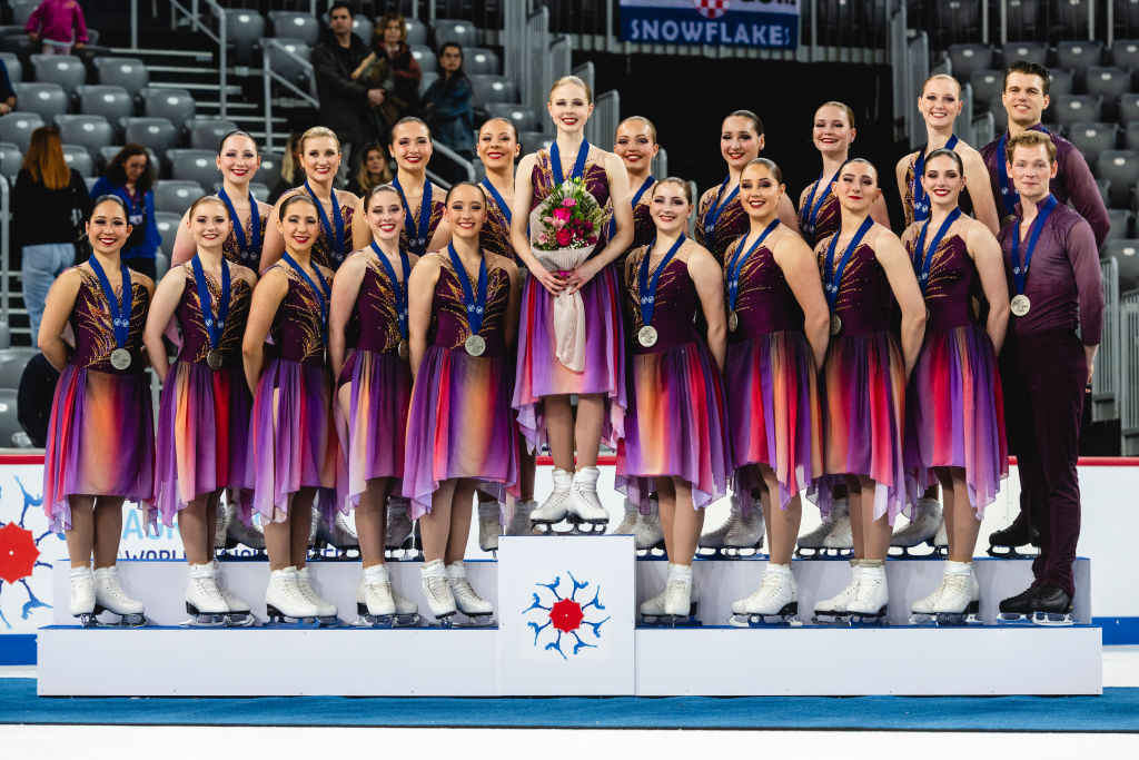 Team Haydenettes medal shot