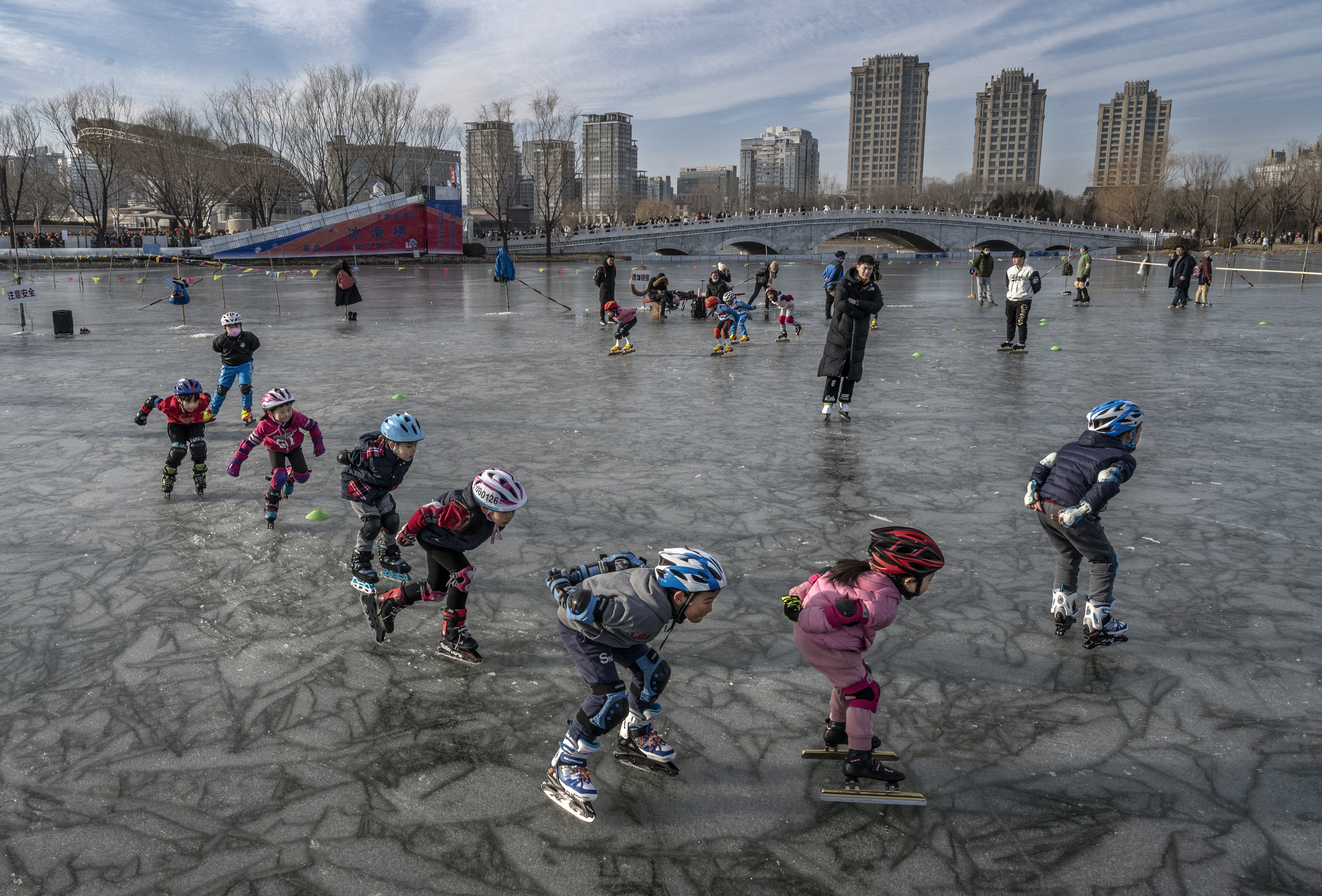 Speed Skating lessons for young children outdoor rink Beijing 2022 GettyImages 1366148674