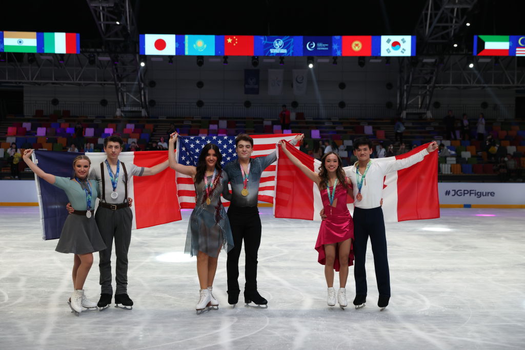 Elliana Peal and Ethan Peal (USA) ,Ambre Perrier Gianesini and Samuel Blanc Klaperman (FRA) and Chloe Nguyen and Brendan Giang (CAN) ISU Junior Grand Prix Wuxi (CHN) 2177327619