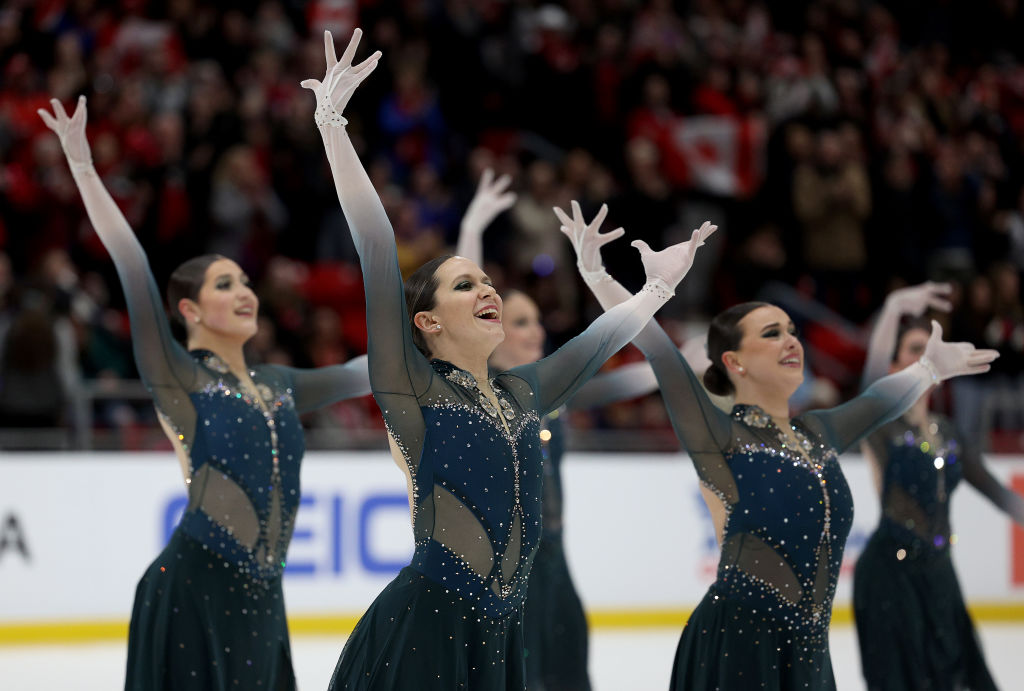 Team Les Supremes (CAN) at 2023 ISU World Synchronized Skating Championships Lake Placid (USA)